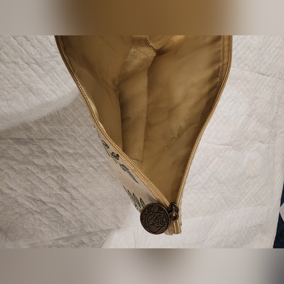 NWT Aritaum linen fern leaf and cream makeup pouch - Picture 4 of 5